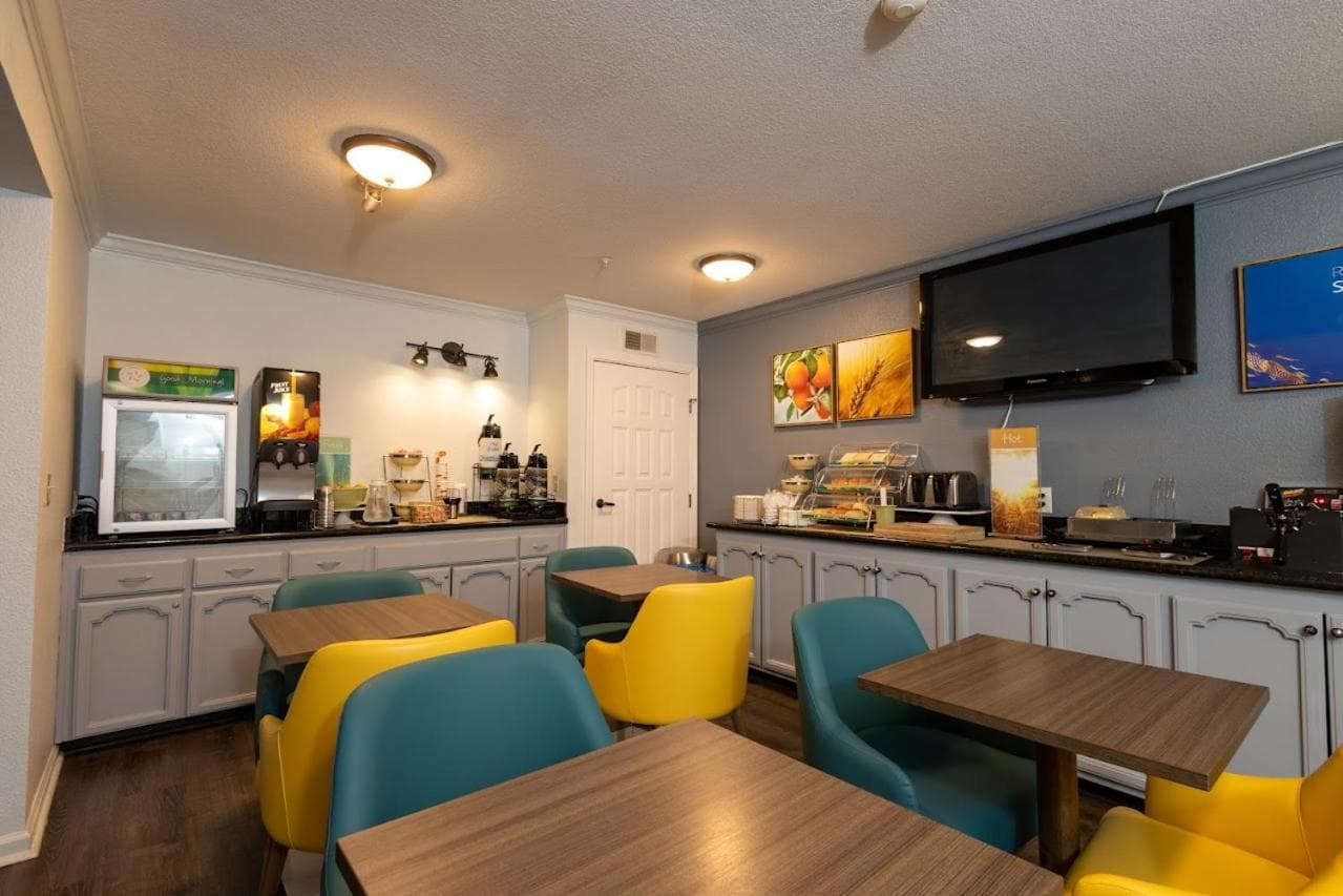 Quality Inn & Suites Tulare gallery photo in Tulare, CA — image 31