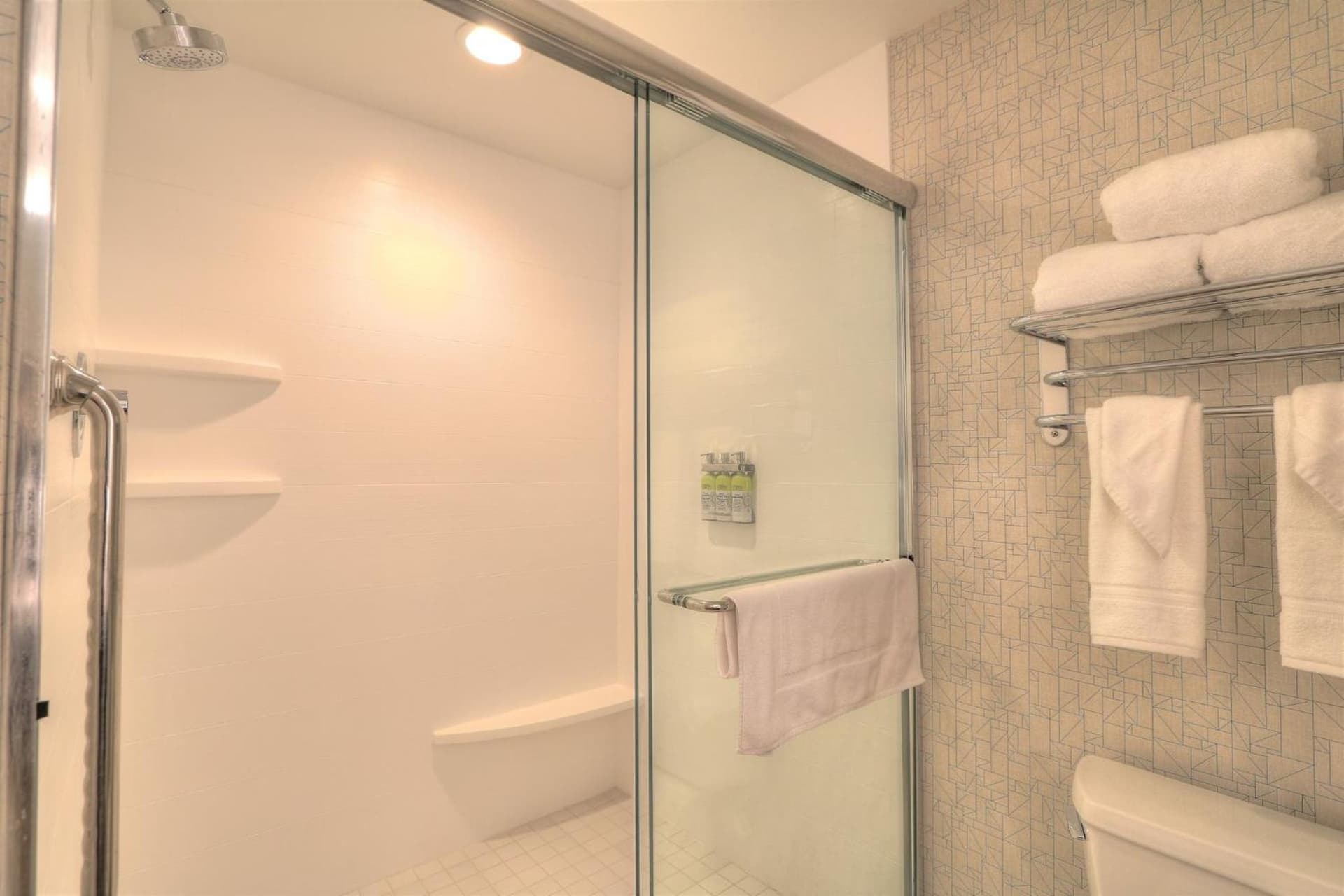 Holiday Inn Express Hotel & Suites Mobile Saraland by IHG gallery photo in Saraland, AL — image 22