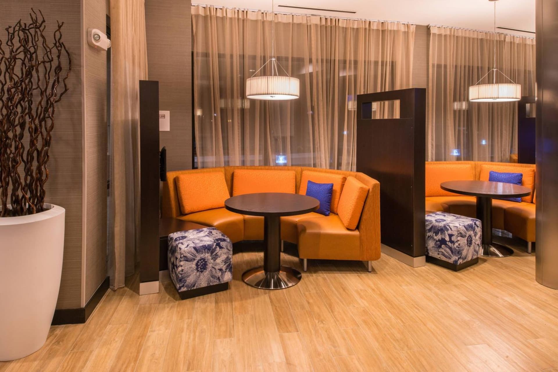 Courtyard by Marriott Jacksonville gallery photo in Jacksonville, NC — image 18