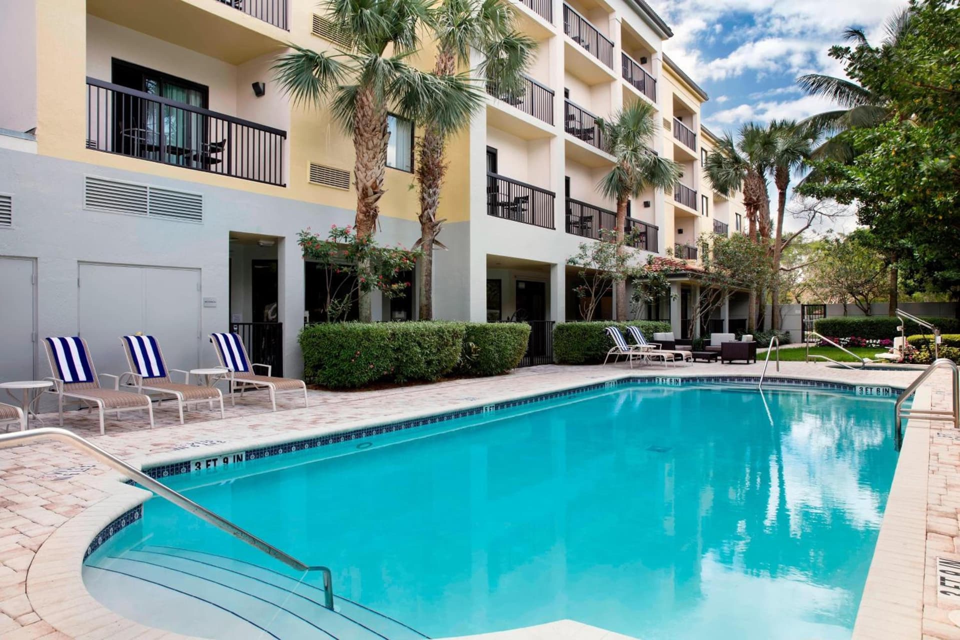 Courtyard by Marriott Fort Lauderdale Coral Springs interior in Coral Springs, FL — gallery photo 2