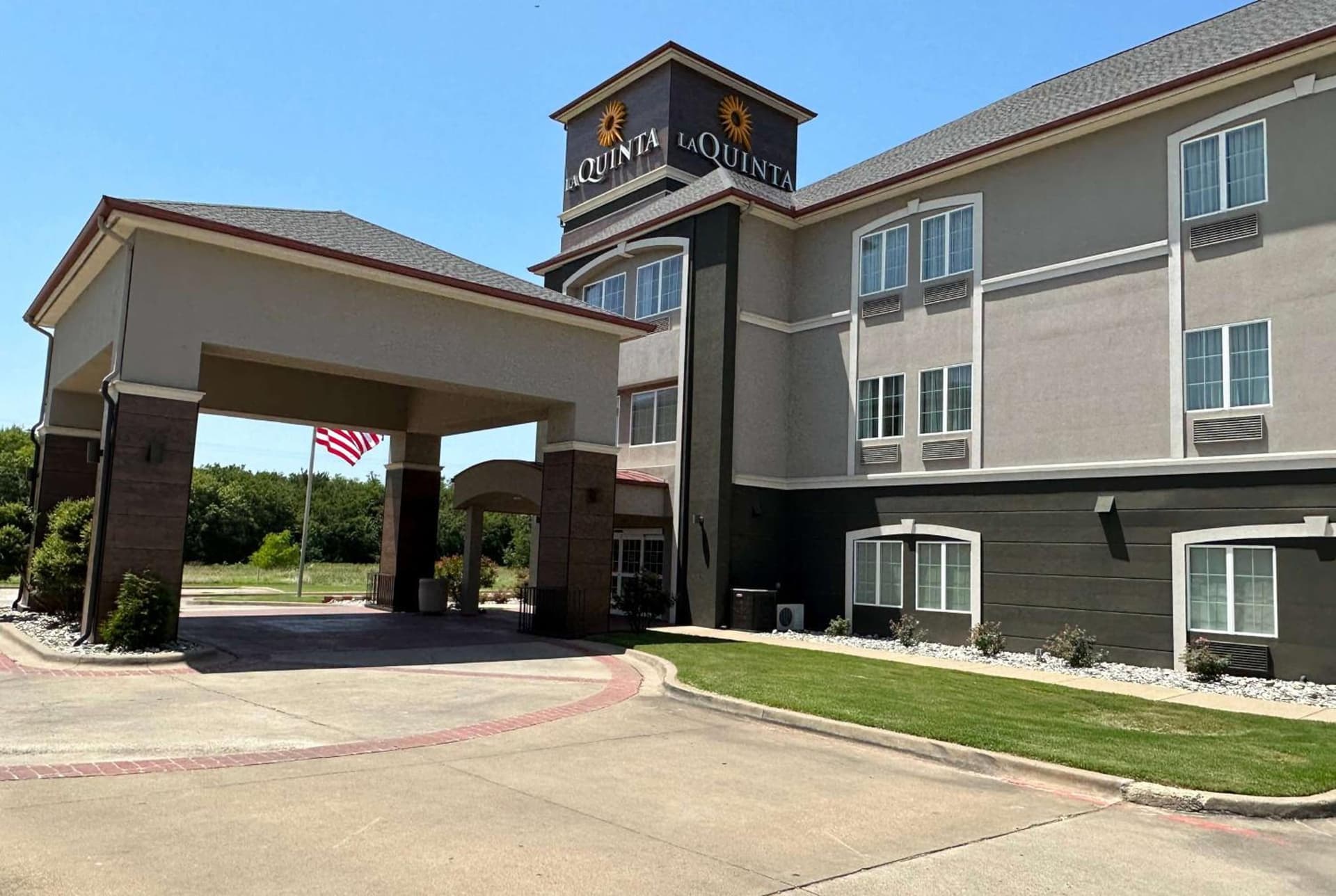 La Quinta by Wyndham Sulphur Springs featured exterior or lobby in Sulphur Springs, TX — similar hotel