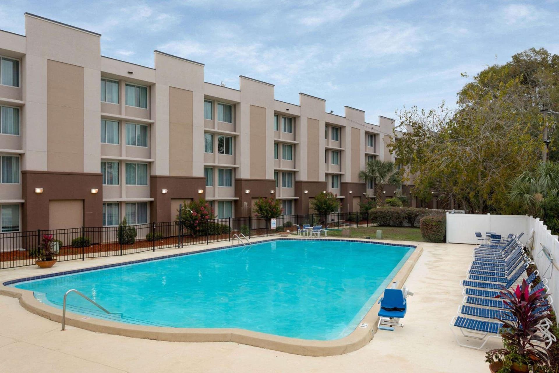 Wyndham Garden Tallahassee Capitol Near FSU gallery photo in Tallahassee, FL — image 49