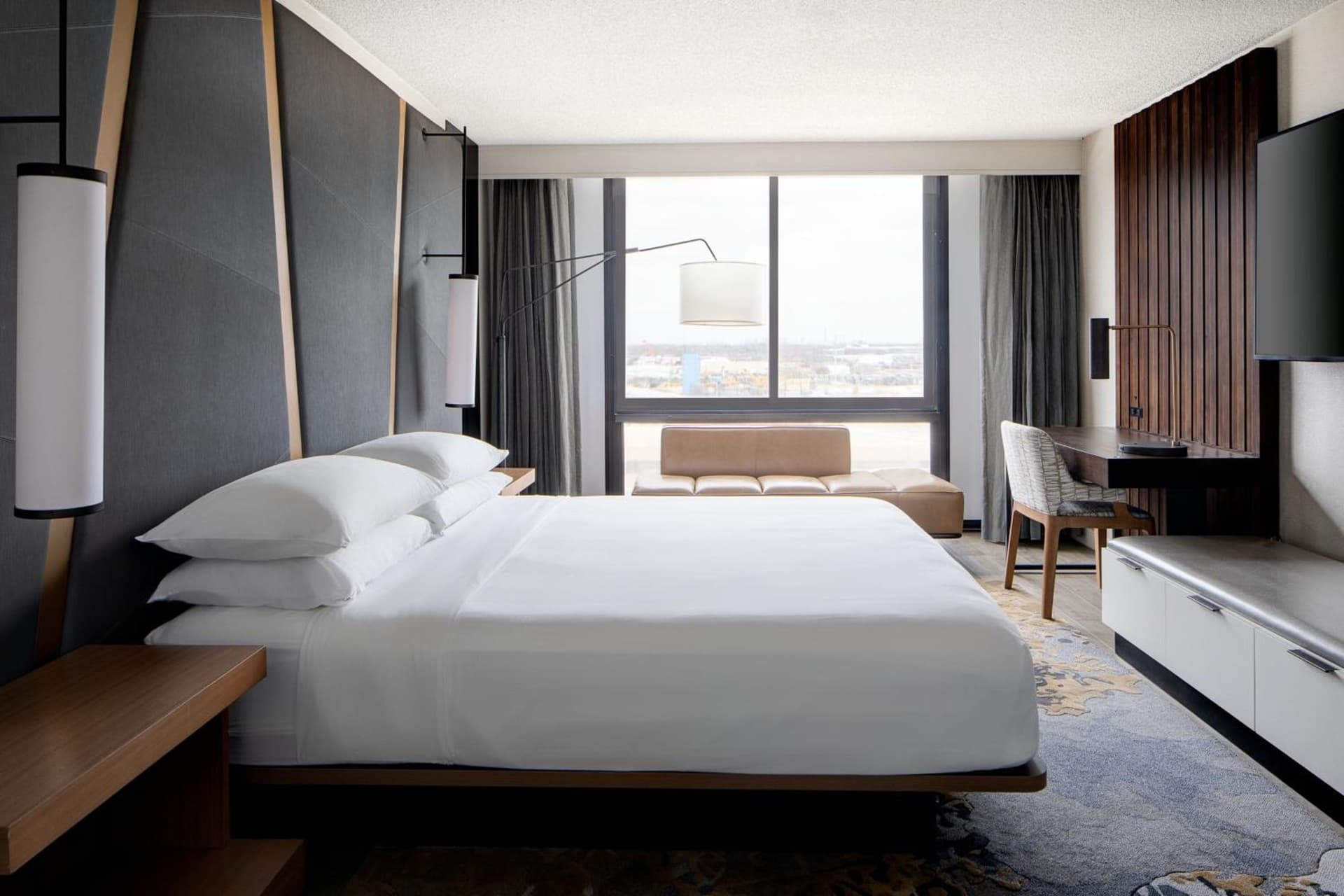 Houston Marriott South at Hobby Airport interior in Houston, TX — gallery photo 2