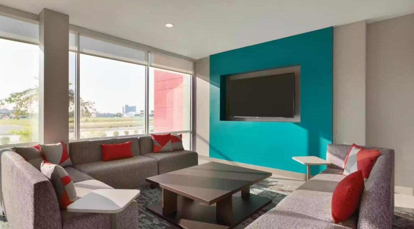 avid hotel Austin NW - Lakeline by IHG property views in Austin, TX — gallery photo 3