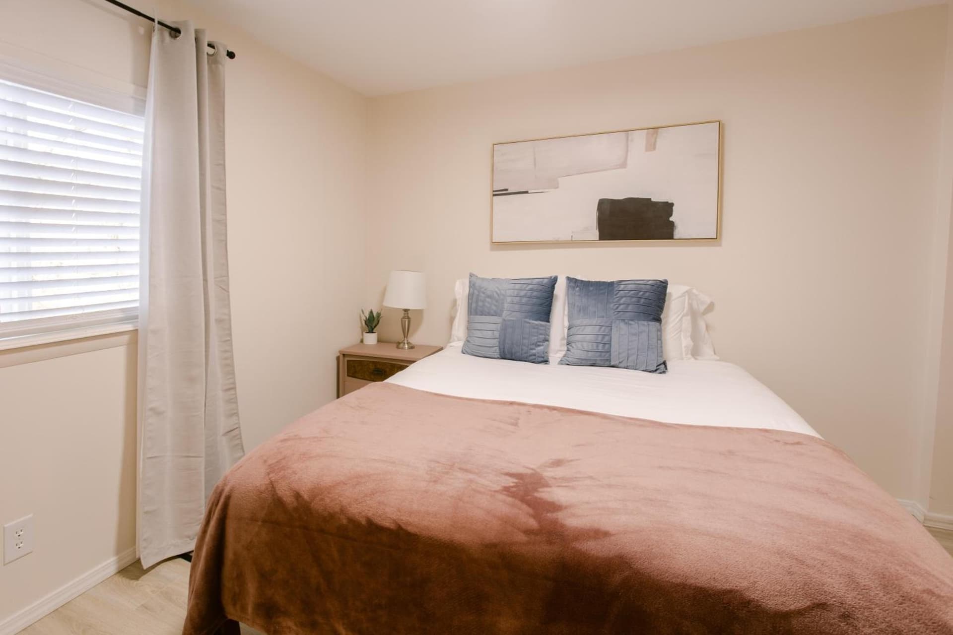 Waterfront River Apartments gallery photo in Rogue River, OR — image 68