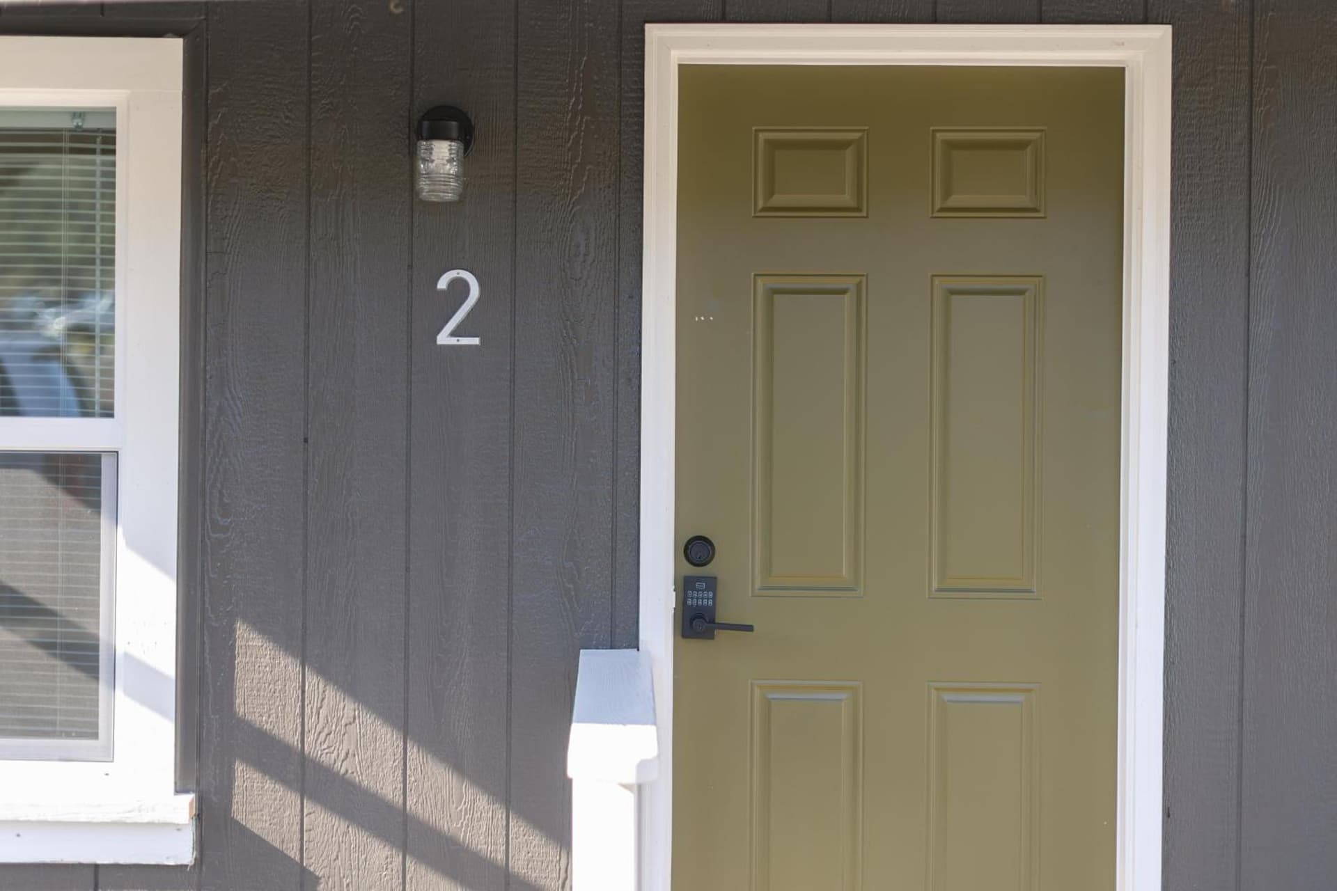 Waterfront River Apartments gallery photo in Rogue River, OR — image 31