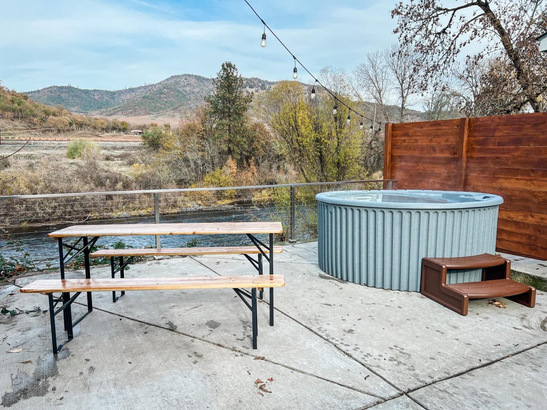 Waterfront River Apartments gallery photo in Rogue River, OR — image 67
