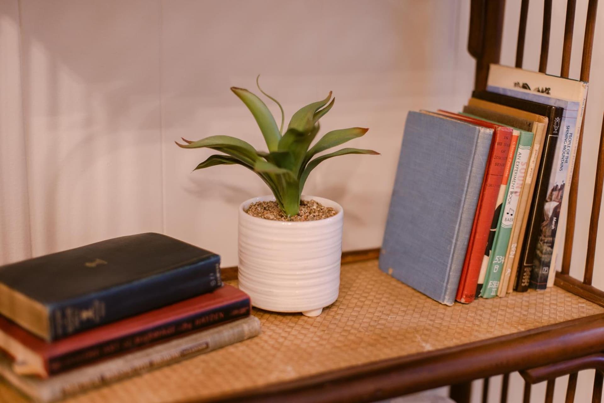 Waterfront River Apartments gallery photo in Rogue River, OR — image 99