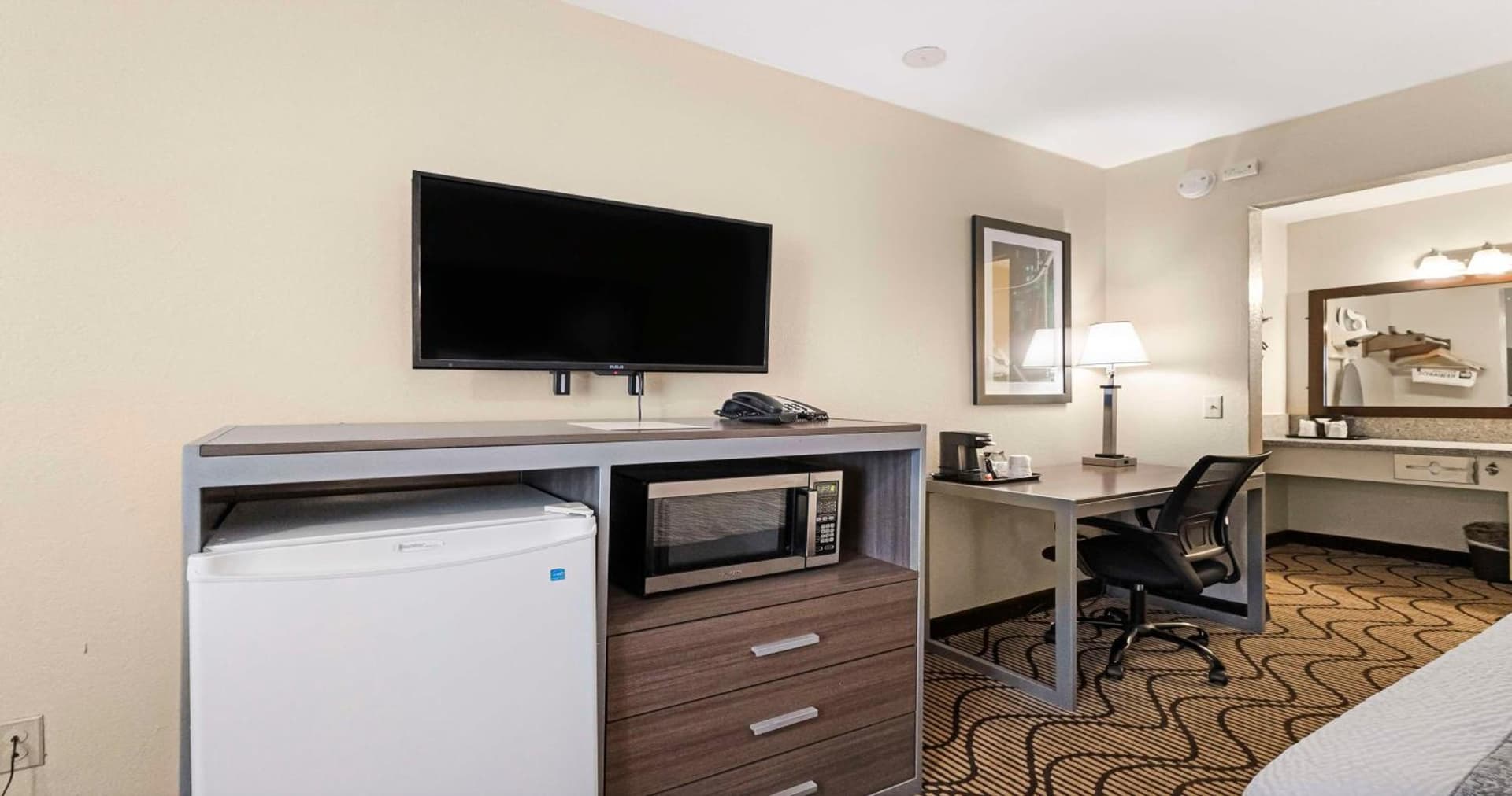 SureStay Plus Hotel by Best Western Sacramento North gallery photo in Sacramento, CA — image 69