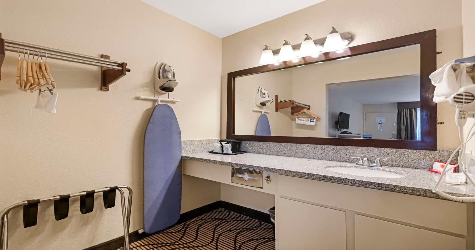 SureStay Plus Hotel by Best Western Sacramento North gallery photo in Sacramento, CA — image 55