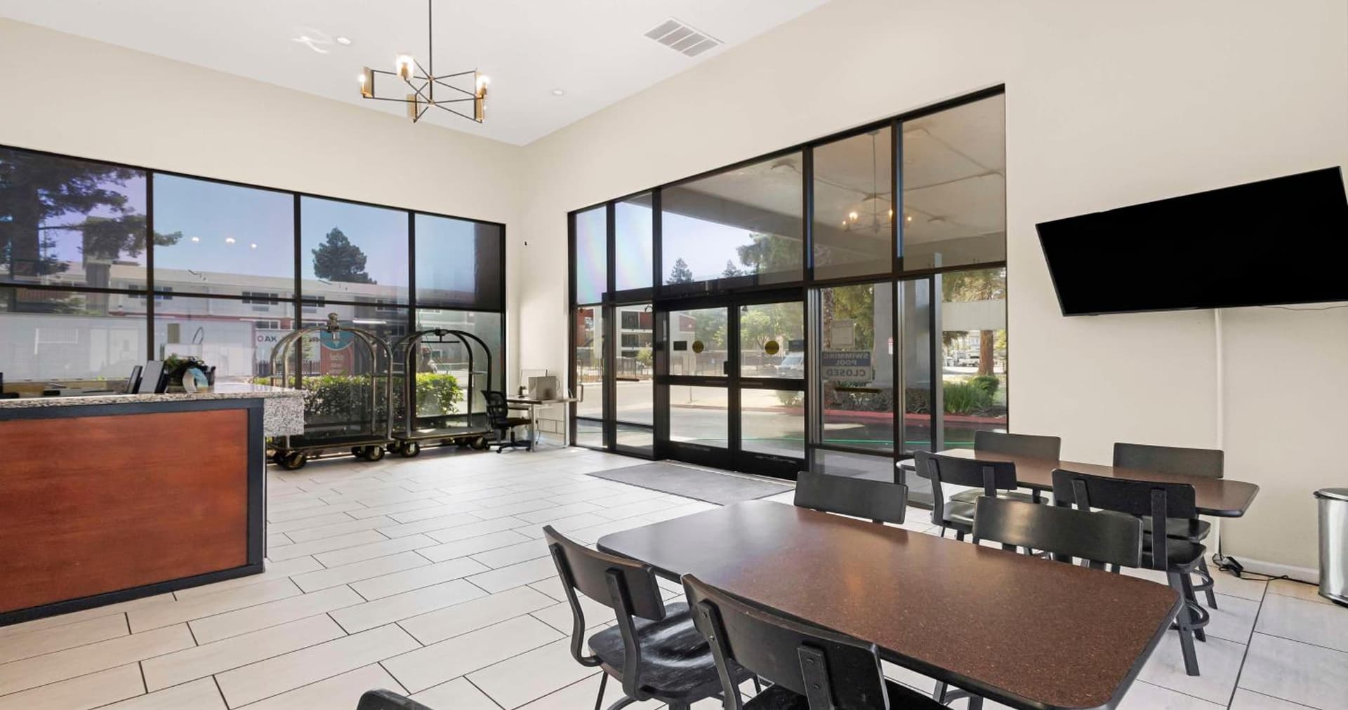 SureStay Plus Hotel by Best Western Sacramento North gallery photo in Sacramento, CA — image 98