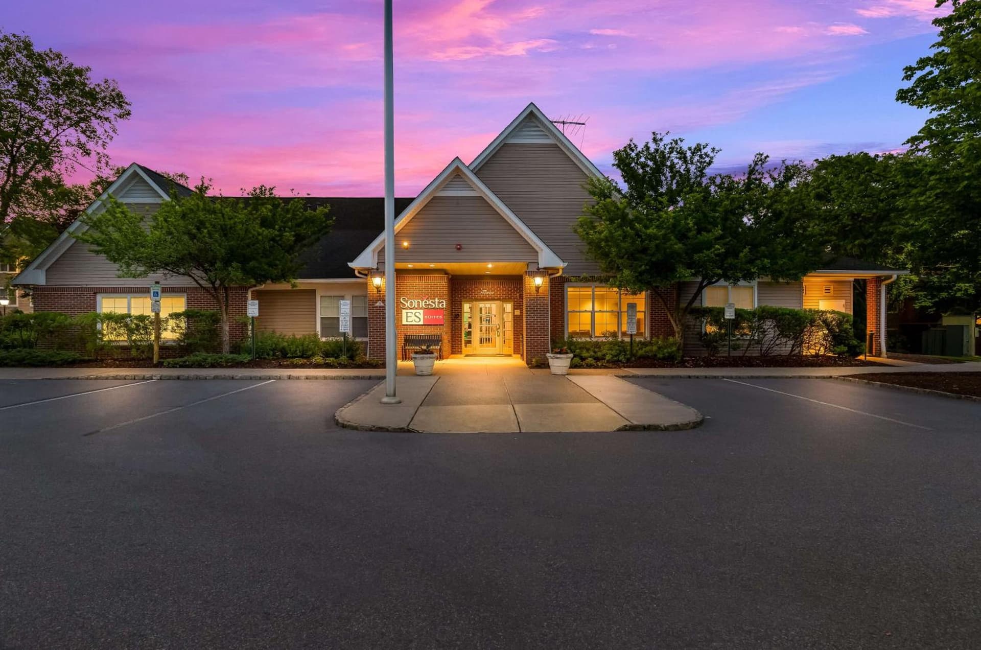 Sonesta ES Suites Parsippany Morris Plains property views in Parsippany, NJ — gallery photo 3