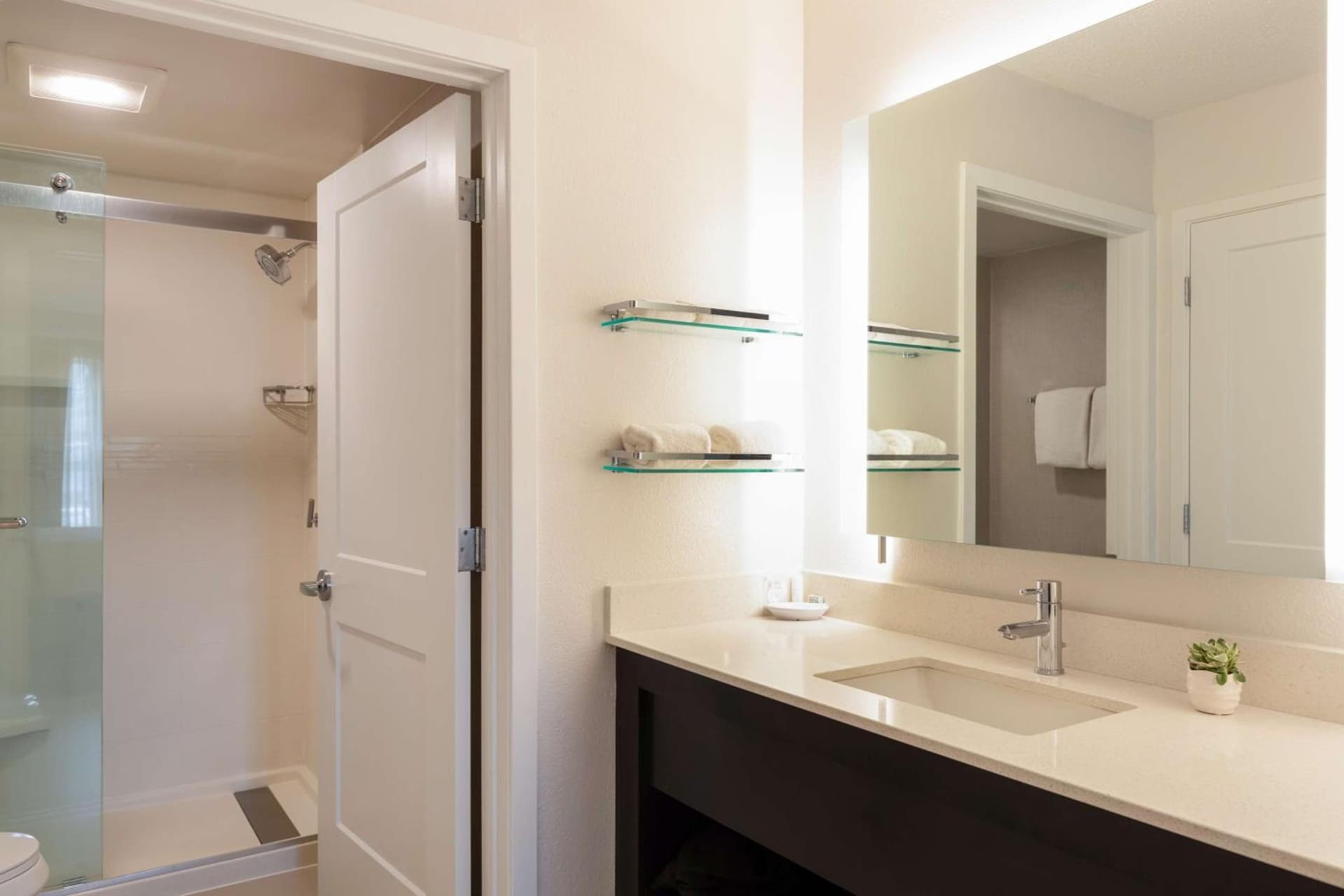 Sonesta ES Suites Parsippany Morris Plains gallery photo in Parsippany, NJ — image 20