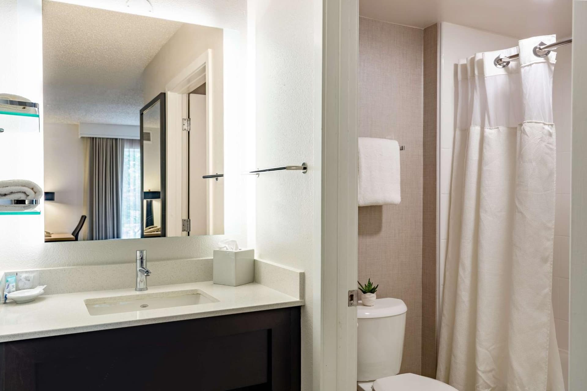 Sonesta ES Suites Parsippany Morris Plains gallery photo in Parsippany, NJ — image 28