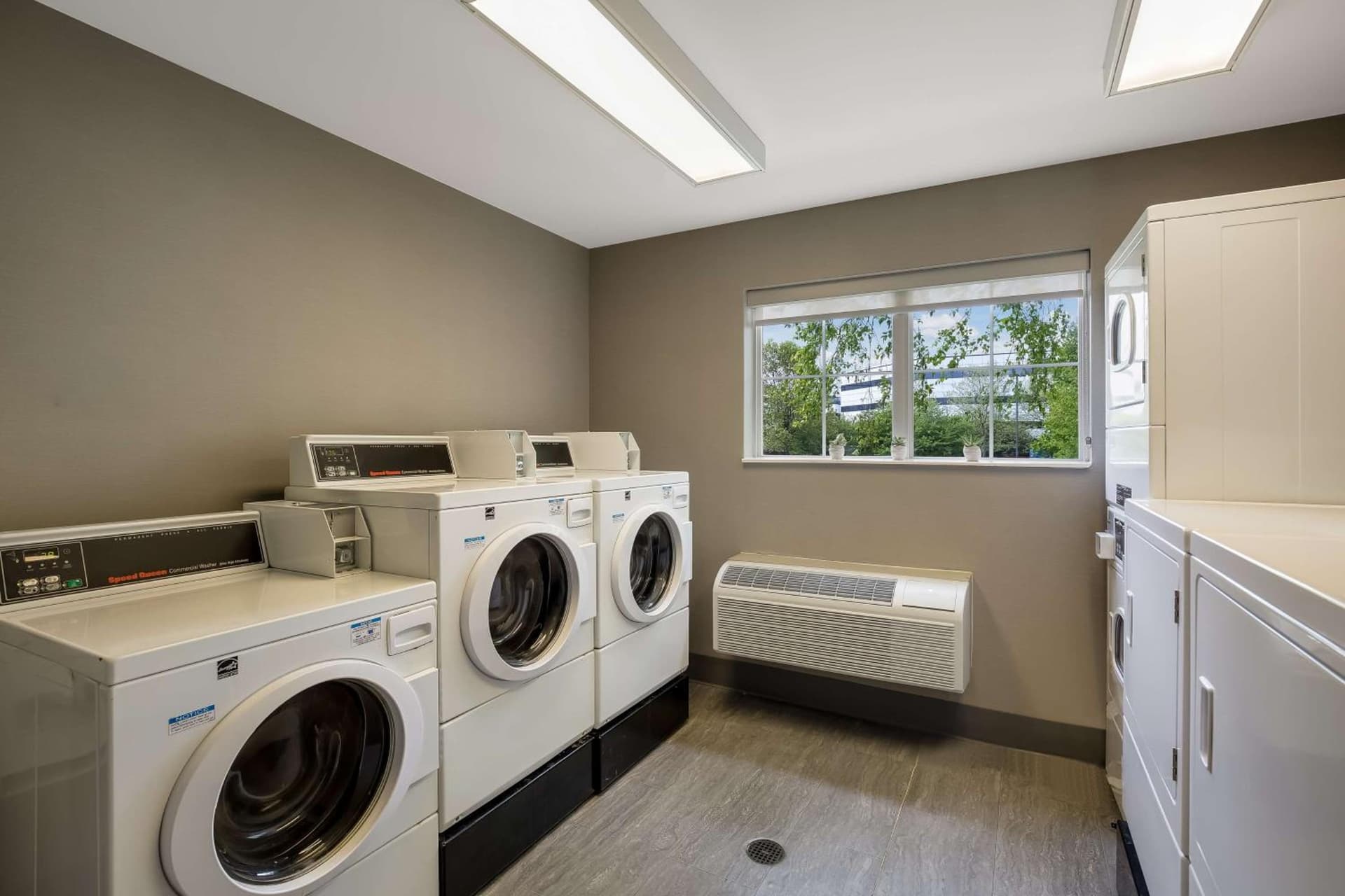 Sonesta ES Suites Parsippany Morris Plains gallery photo in Parsippany, NJ — image 46