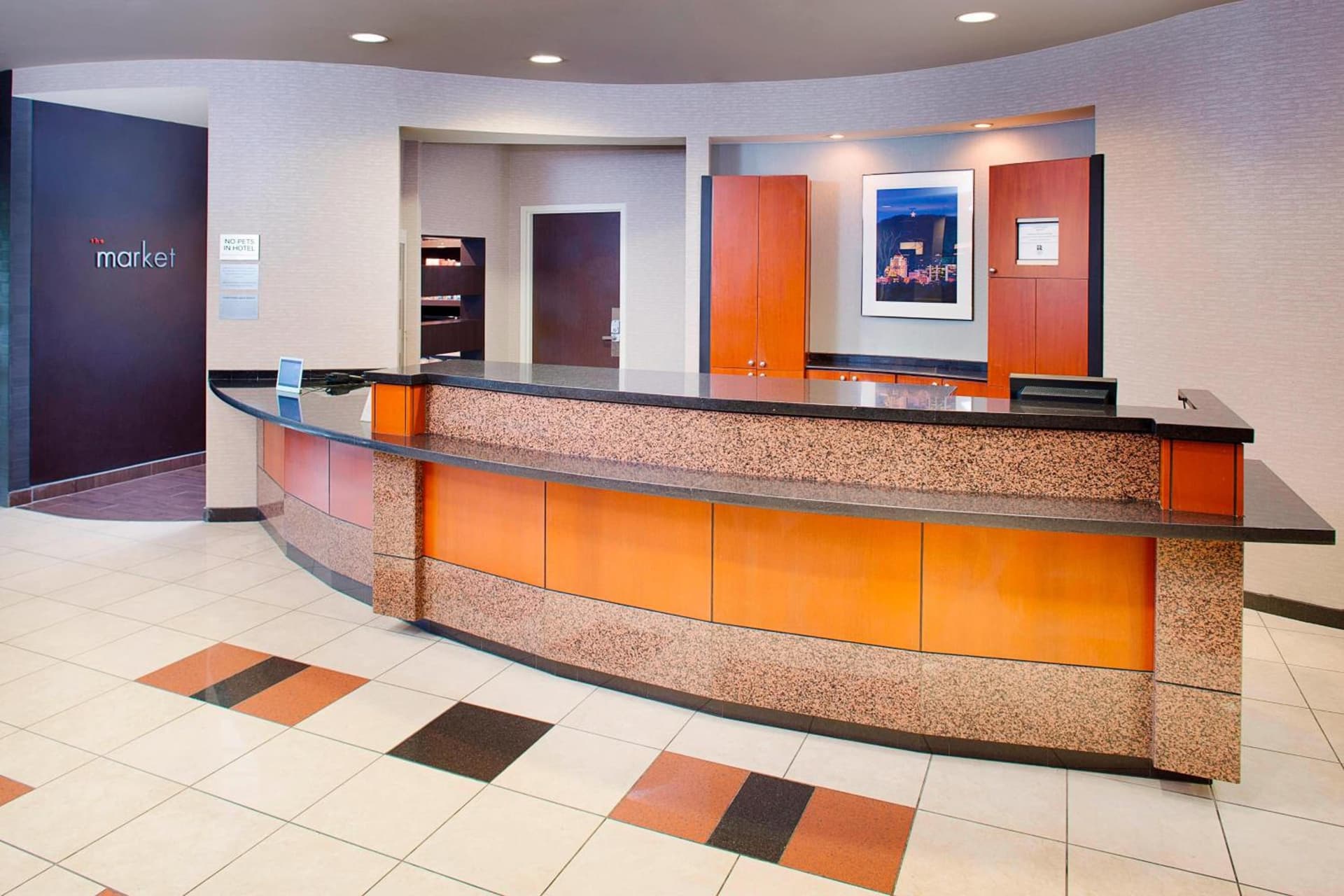 Courtyard by Marriott Roanoke Airport interior in Roanoke, VA — gallery photo 2
