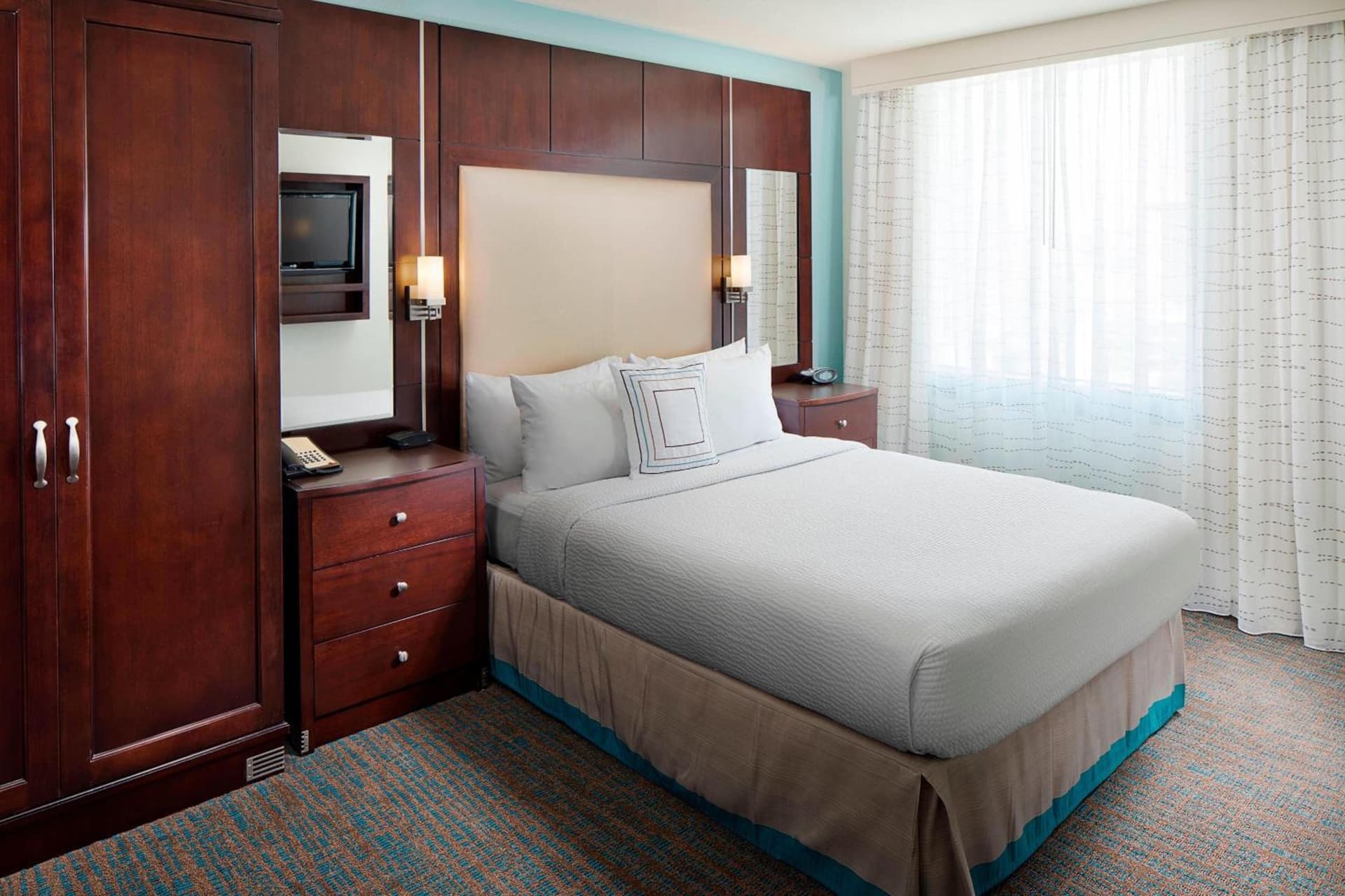 Residence Inn by Marriott San Diego Downtown/Gaslamp Quarter gallery photo in San Diego, CA — image 4
