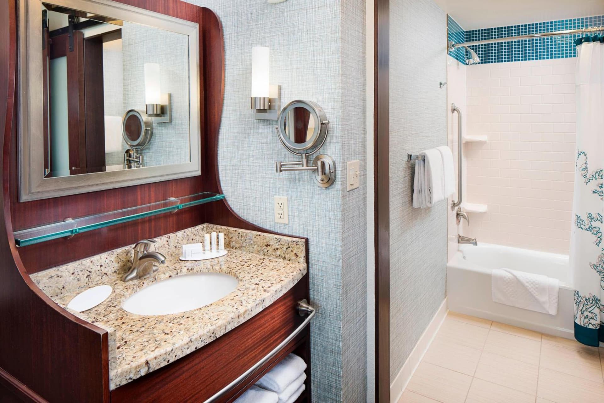 Residence Inn by Marriott San Diego Downtown/Gaslamp Quarter gallery photo in San Diego, CA — image 10