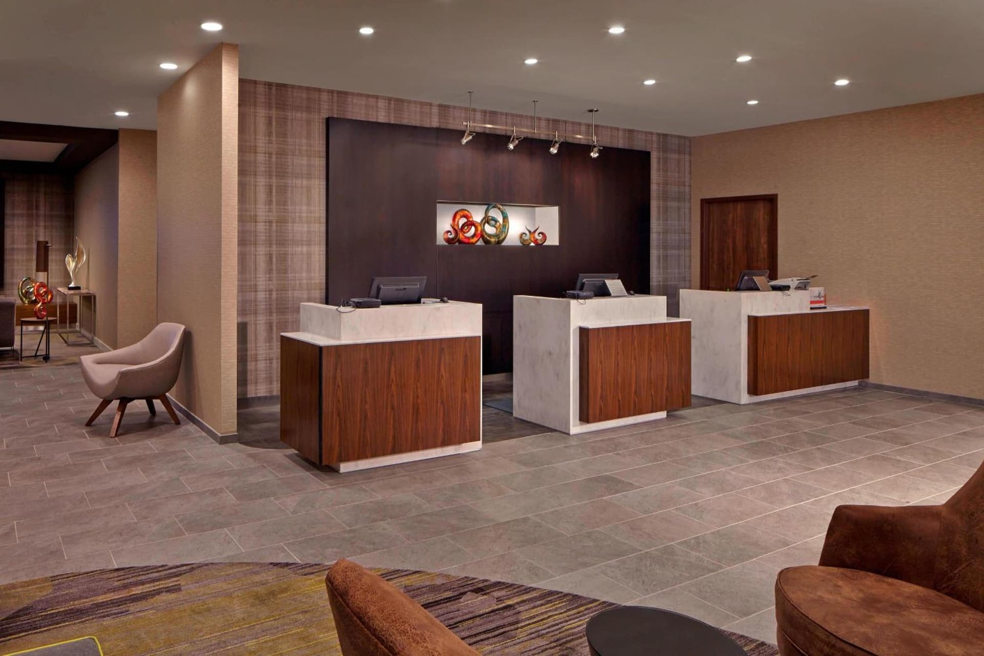 Courtyard by Marriott Philadelphia City Avenue interior in Philadelphia, PA — gallery photo 2