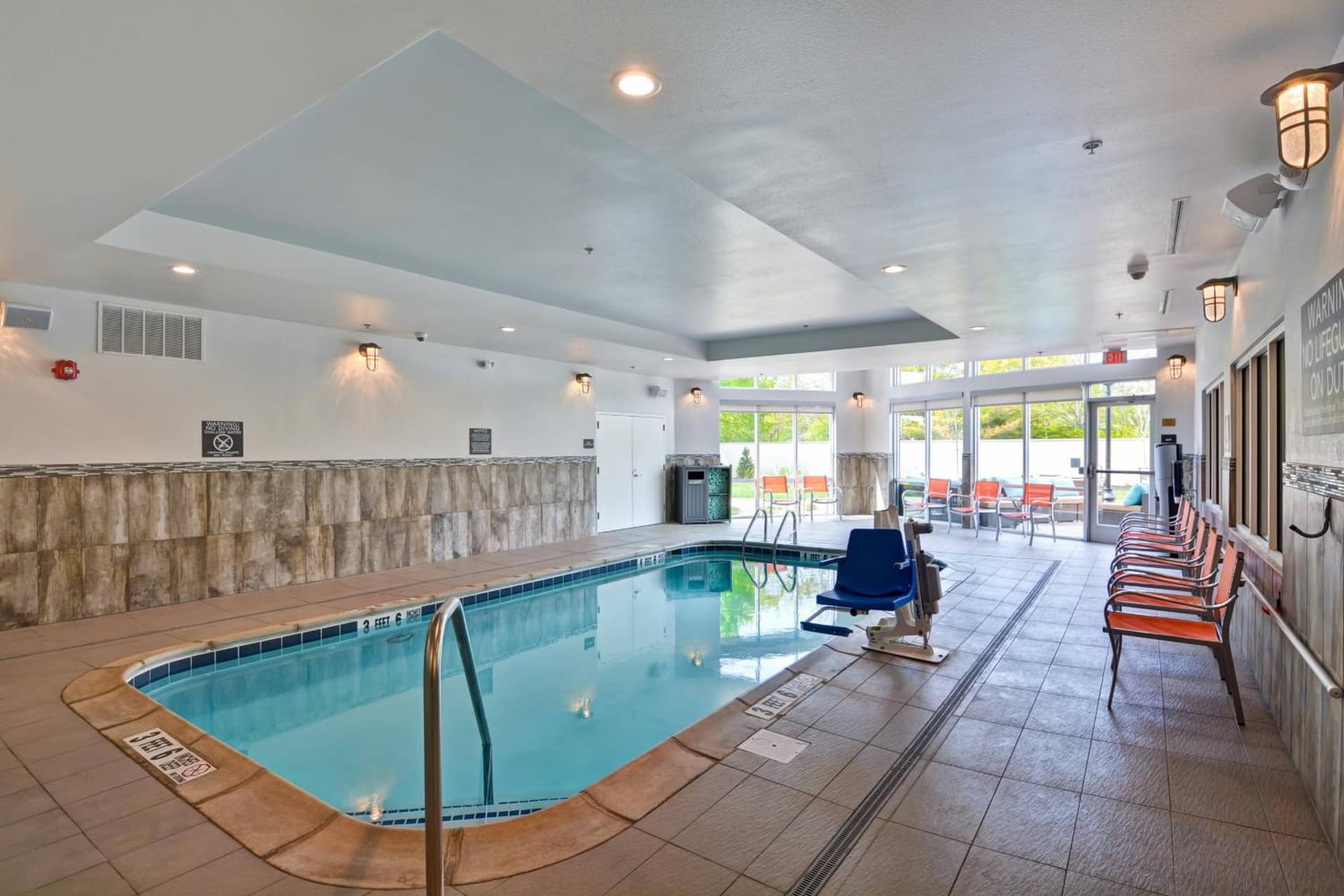 Courtyard by Marriott Long Island Islip/Courthouse Complex gallery photo in Central Islip, NY — image 7
