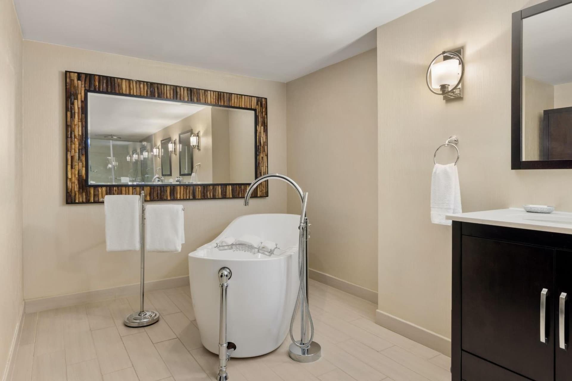 Sheraton Nashua gallery photo in Nashua, NH — image 22