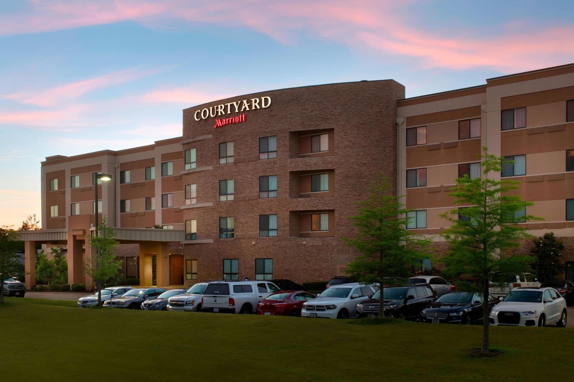 Courtyard by Marriott Lufkin property views in Lufkin, TX — gallery photo 3