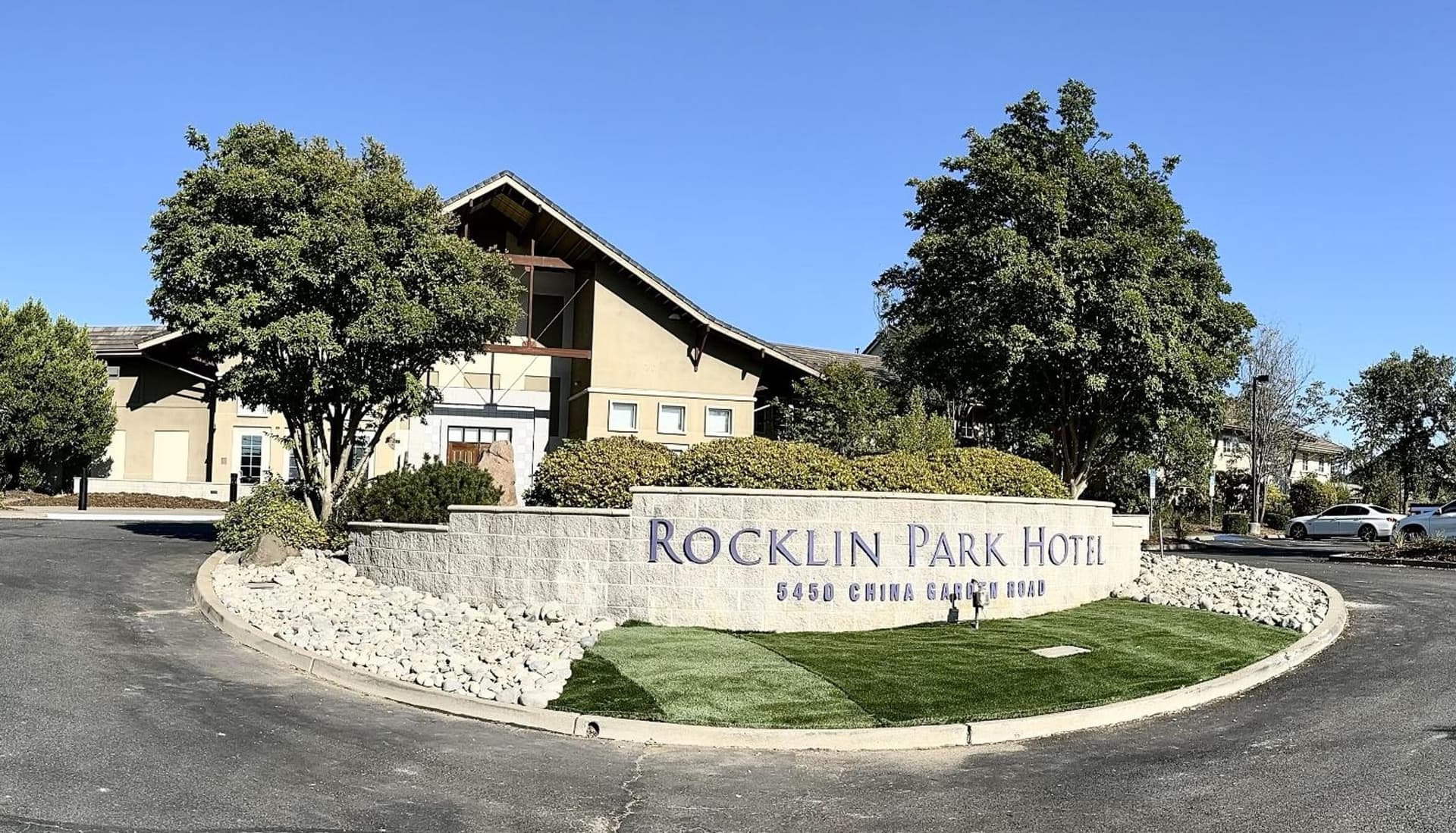 Rocklin Park Hotel, Trademark Collection by Wyndham featured exterior or lobby in Rocklin, CA — similar hotel