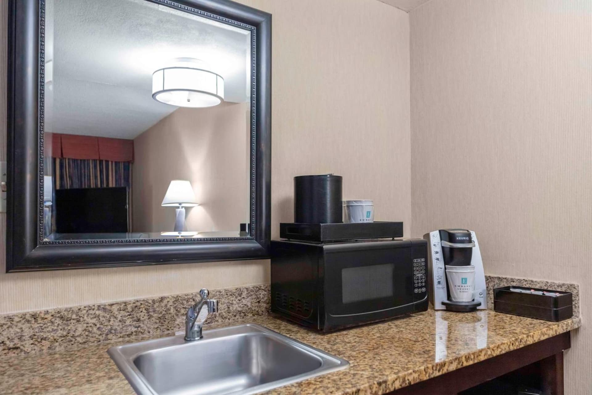 Embassy Suites by Hilton Kansas City Plaza gallery photo in Kansas City, MO — image 27