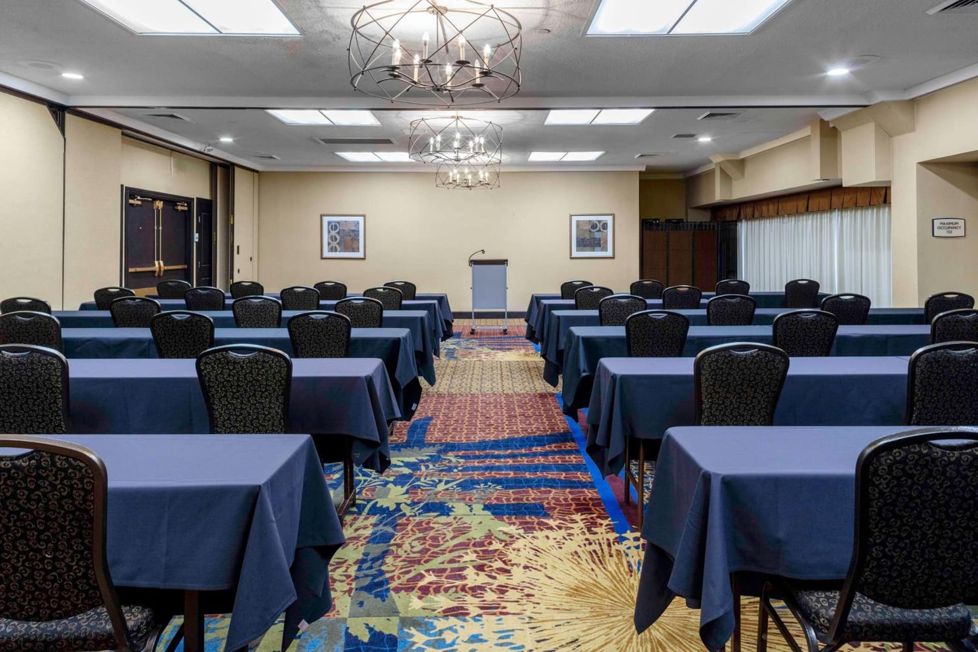 Embassy Suites by Hilton Kansas City Plaza gallery photo in Kansas City, MO — image 15