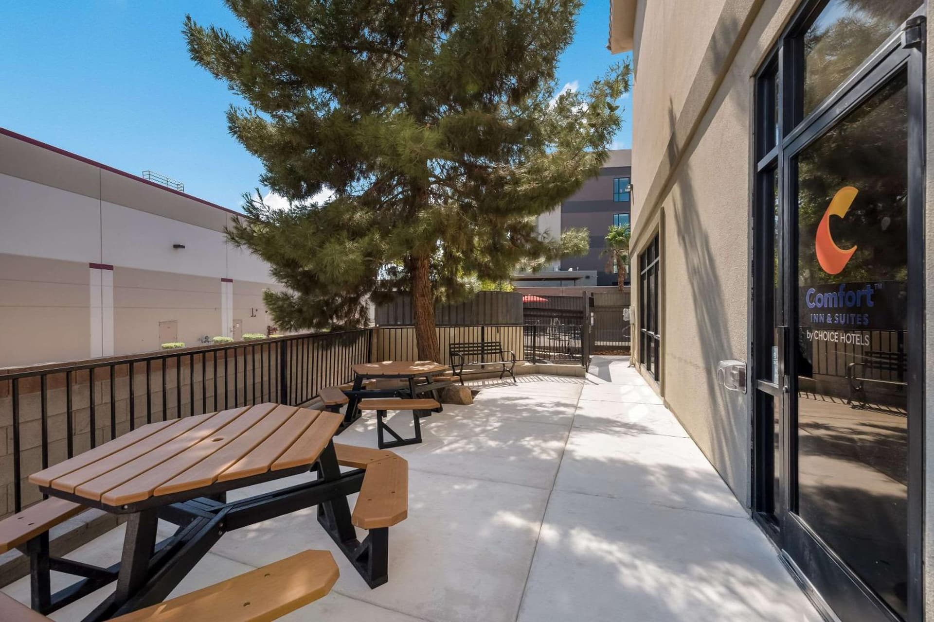 Comfort Inn & Suites Las Vegas - Nellis property views in Las Vegas, NV — gallery photo 3
