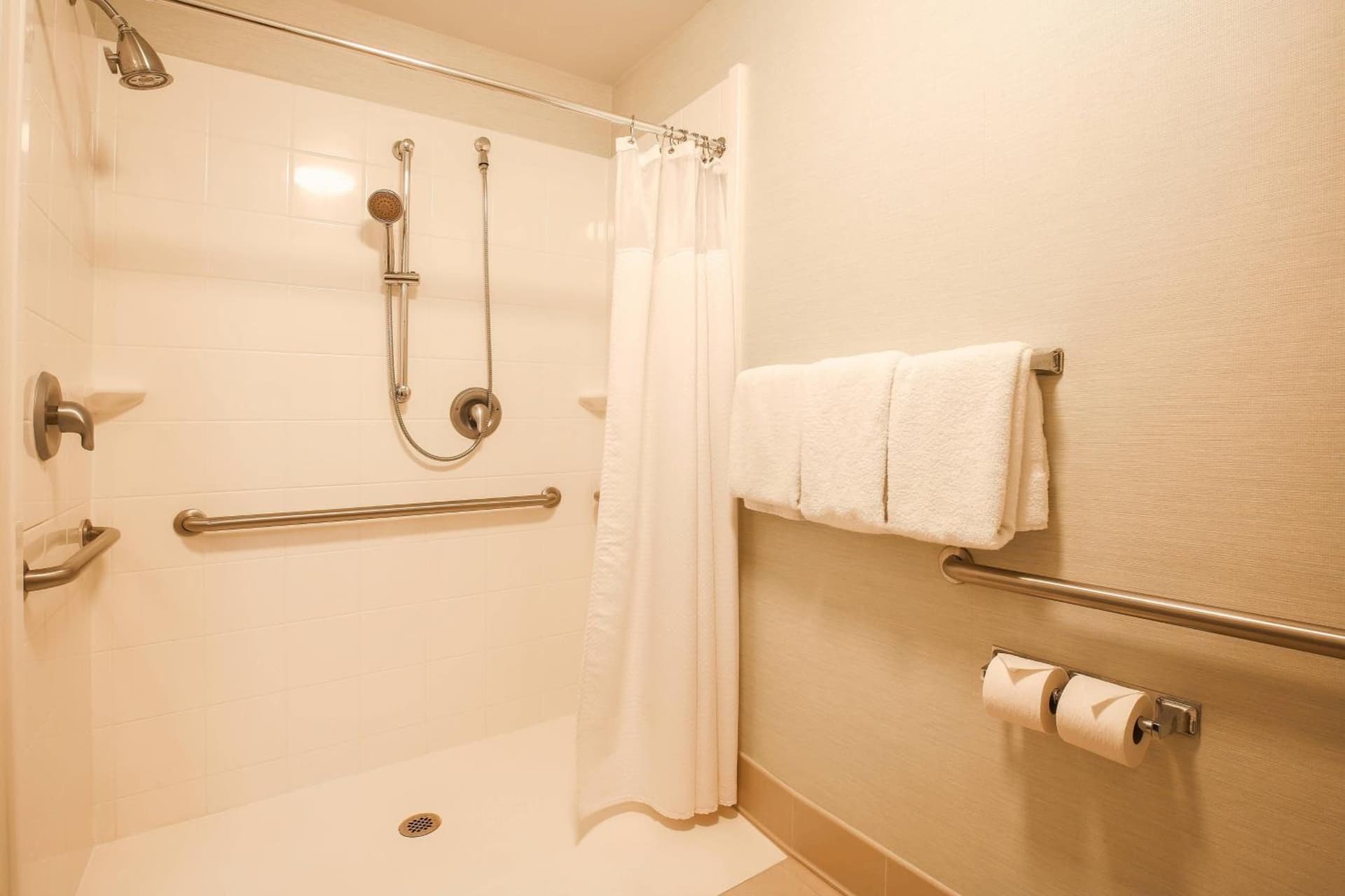 Courtyard by Marriott Flint Grand Blanc gallery photo in Flint, MI — image 32