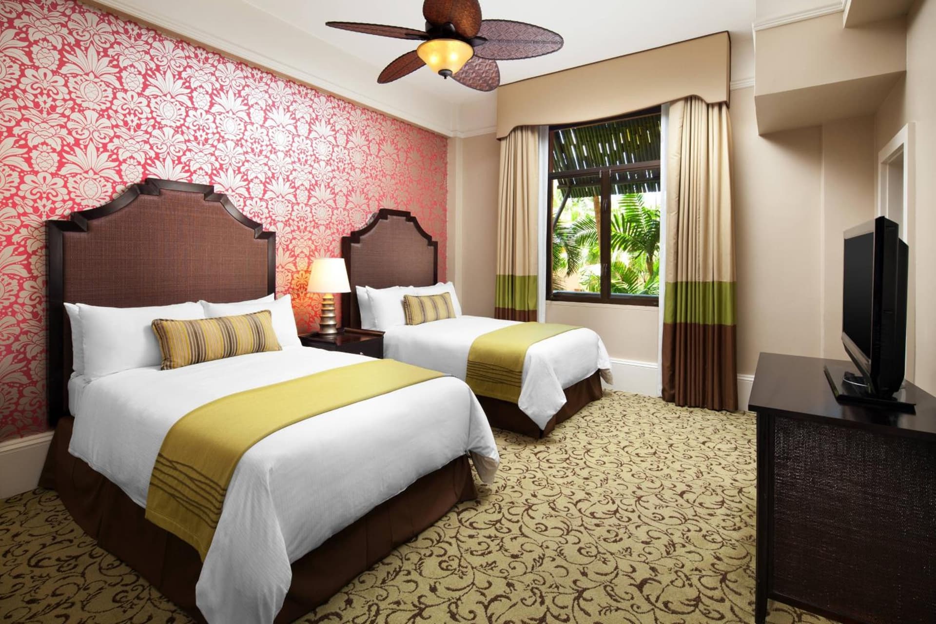 The Royal Hawaiian, A Luxury Collection Resort, Waikiki interior in Honolulu, HI — gallery photo 2