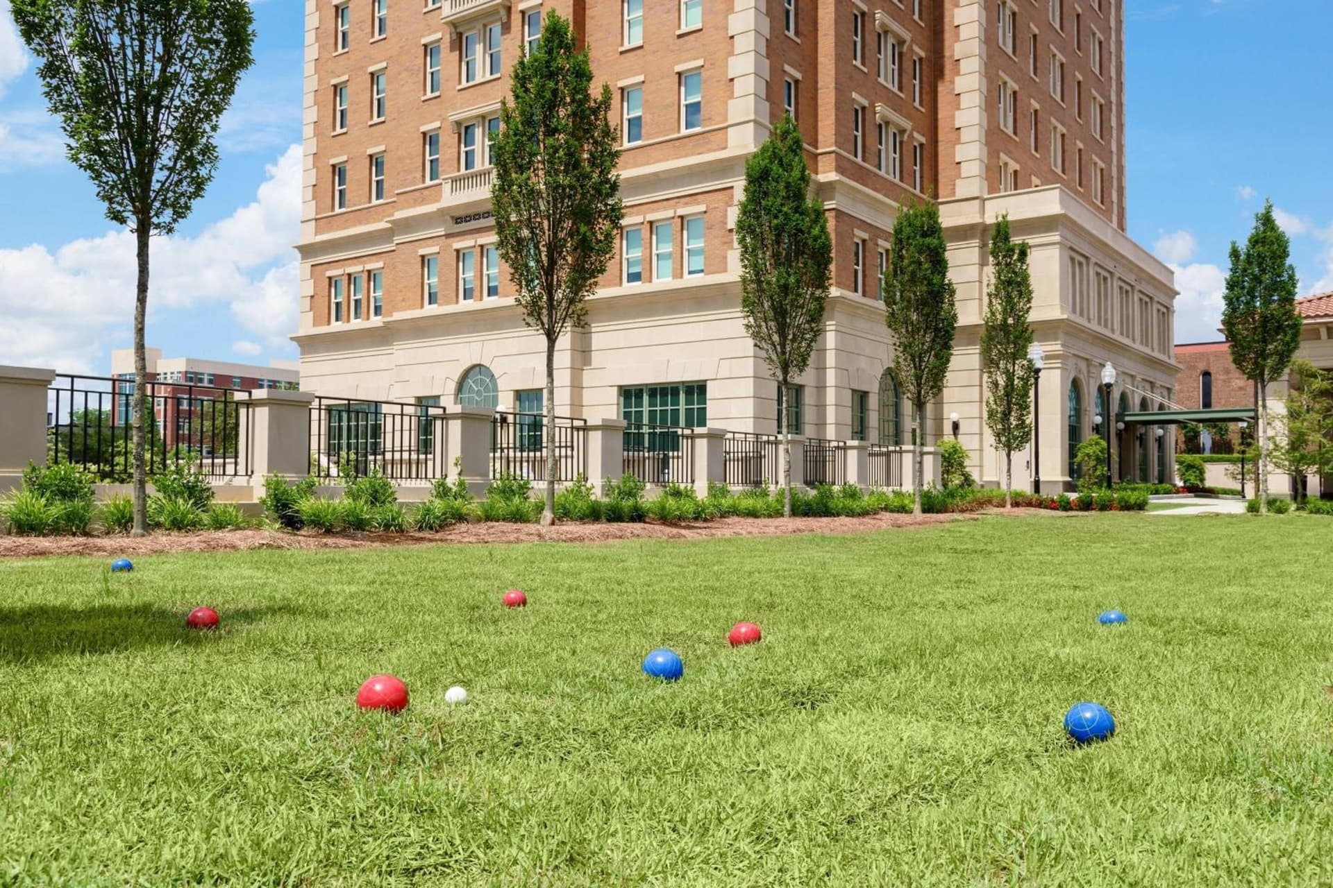 AC Hotel by Marriott Spartanburg gallery photo in Spartanburg, SC — image 7