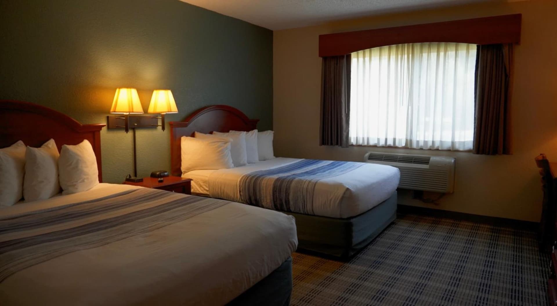 AmericInn by Wyndham Chippewa Falls gallery photo in Chippewa Falls, WI — image 8