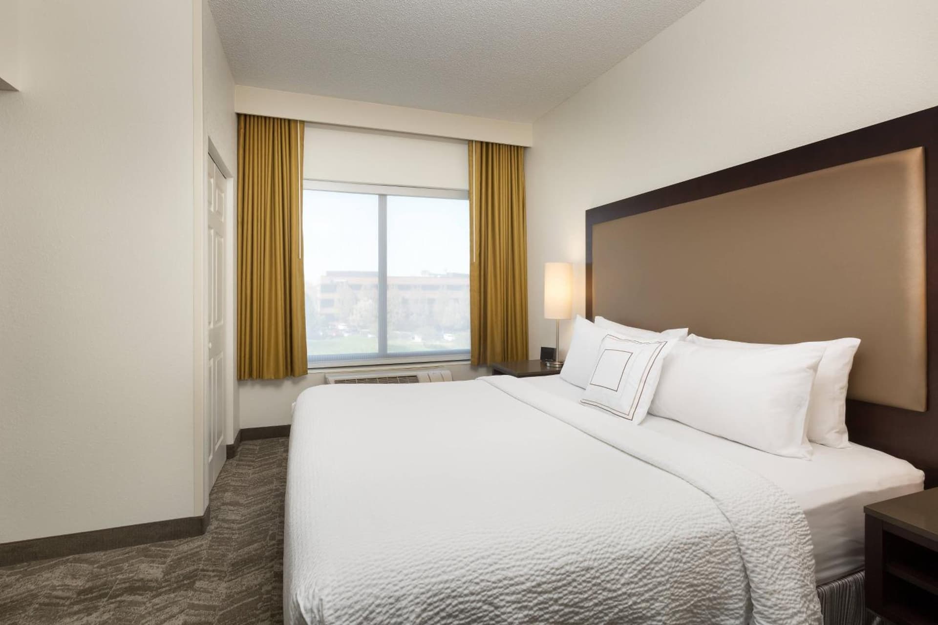 SpringHill Suites Louisville Hurstbourne/North property views in Louisville, KY — gallery photo 3