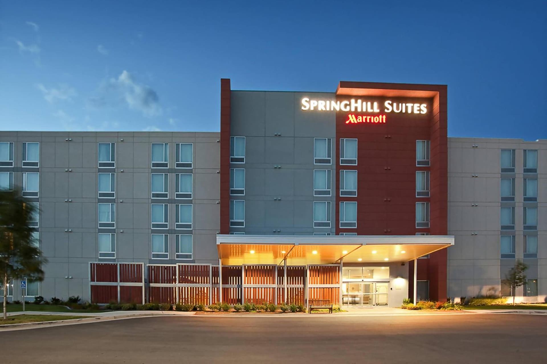 SpringHill Suites by Marriott Salt Lake City Airport interior in Salt Lake City, UT — gallery photo 2