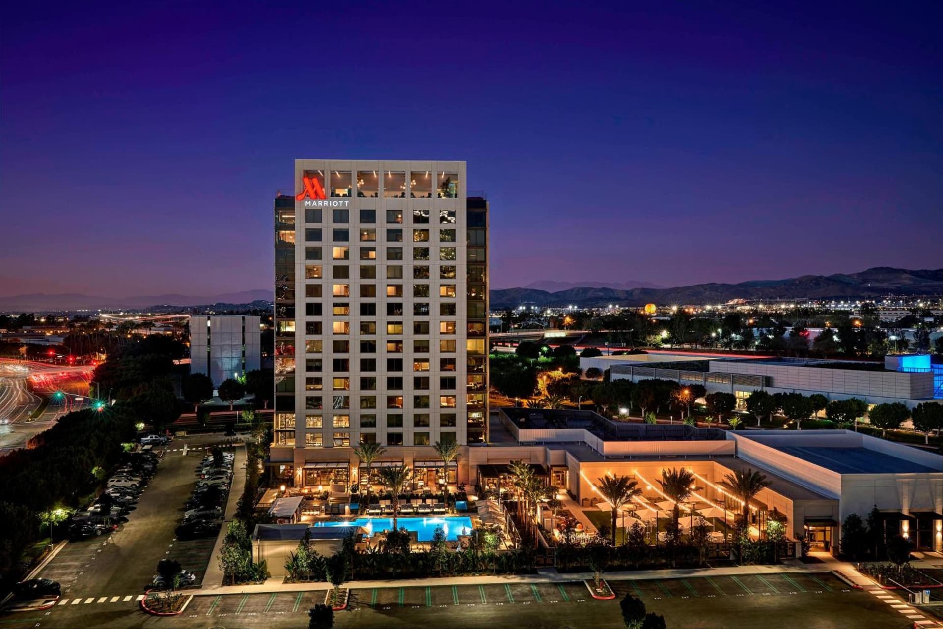 Marriott Irvine Spectrum interior in Irvine, CA — gallery photo 2