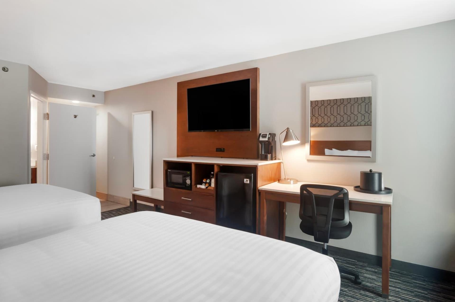 Best Western Plus Commerce Hotel gallery photo in Los Angeles, CA — image 72