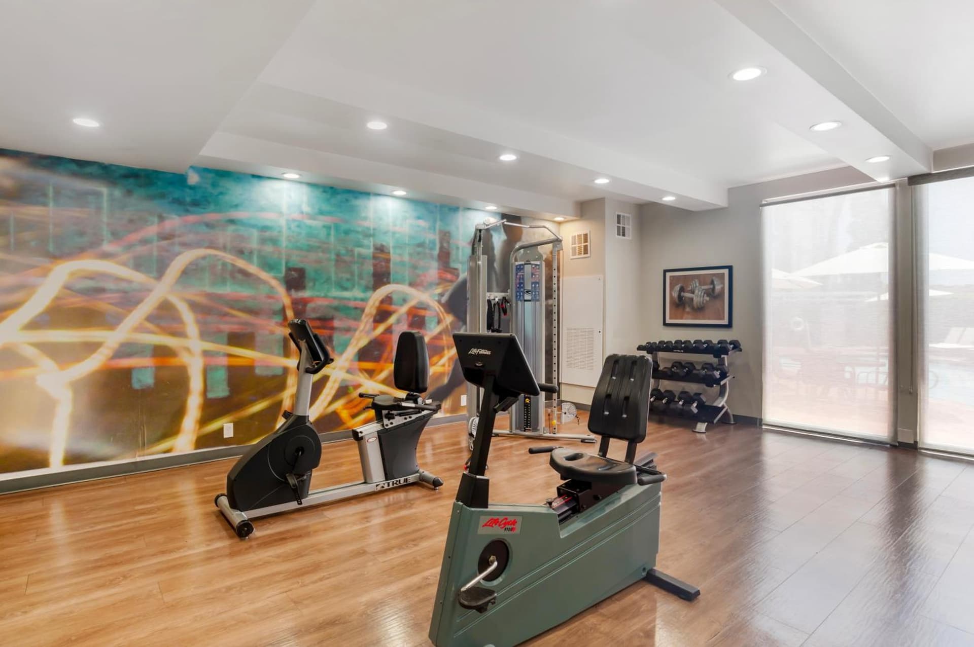 Best Western Plus Commerce Hotel gallery photo in Los Angeles, CA — image 36