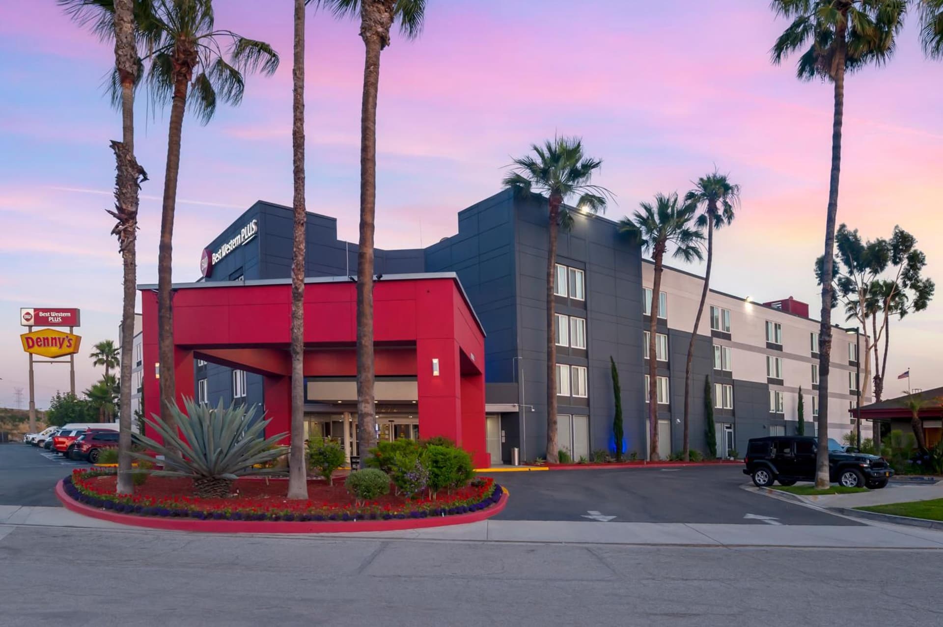 Best Western Plus Commerce Hotel gallery photo in Los Angeles, CA — image 4