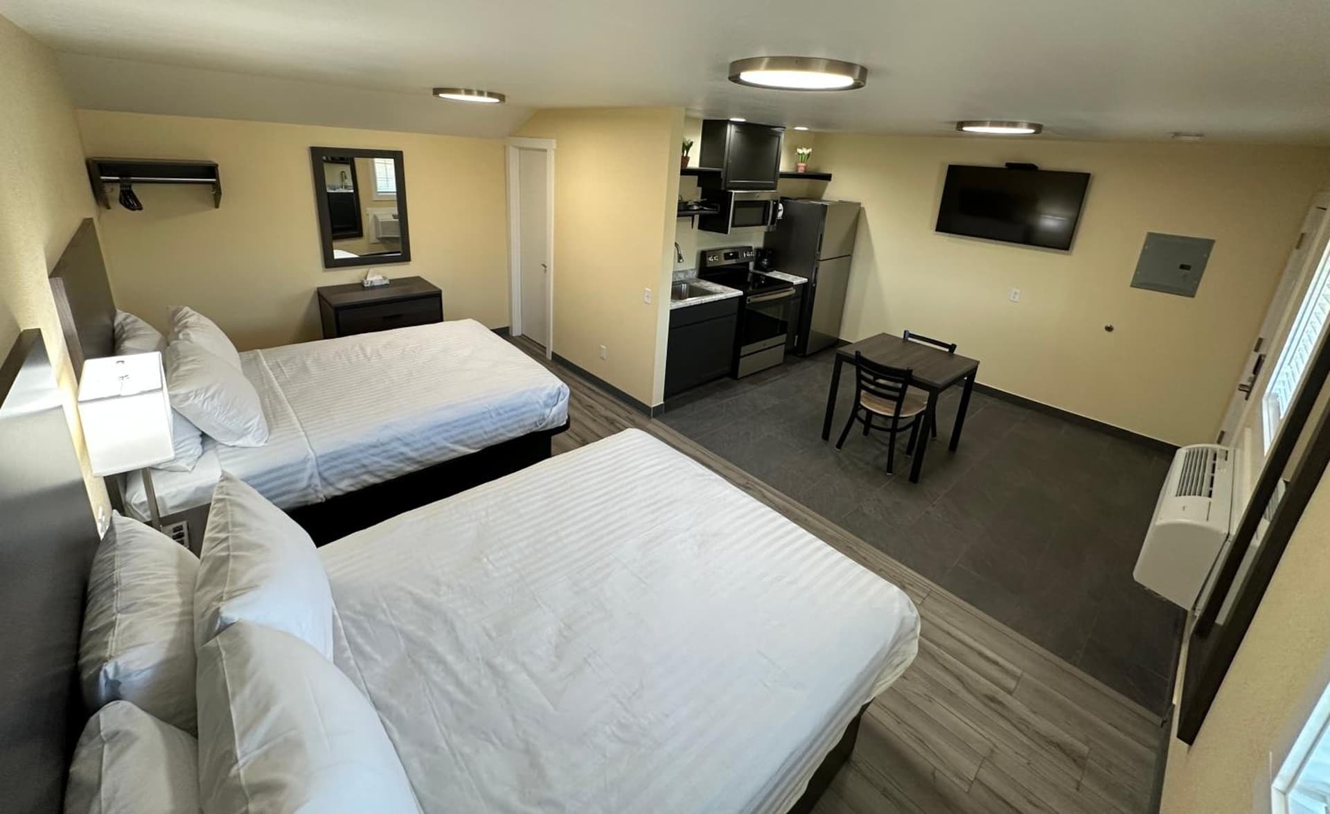 Relax Inn of Medford property views in Medford, OR — gallery photo 3