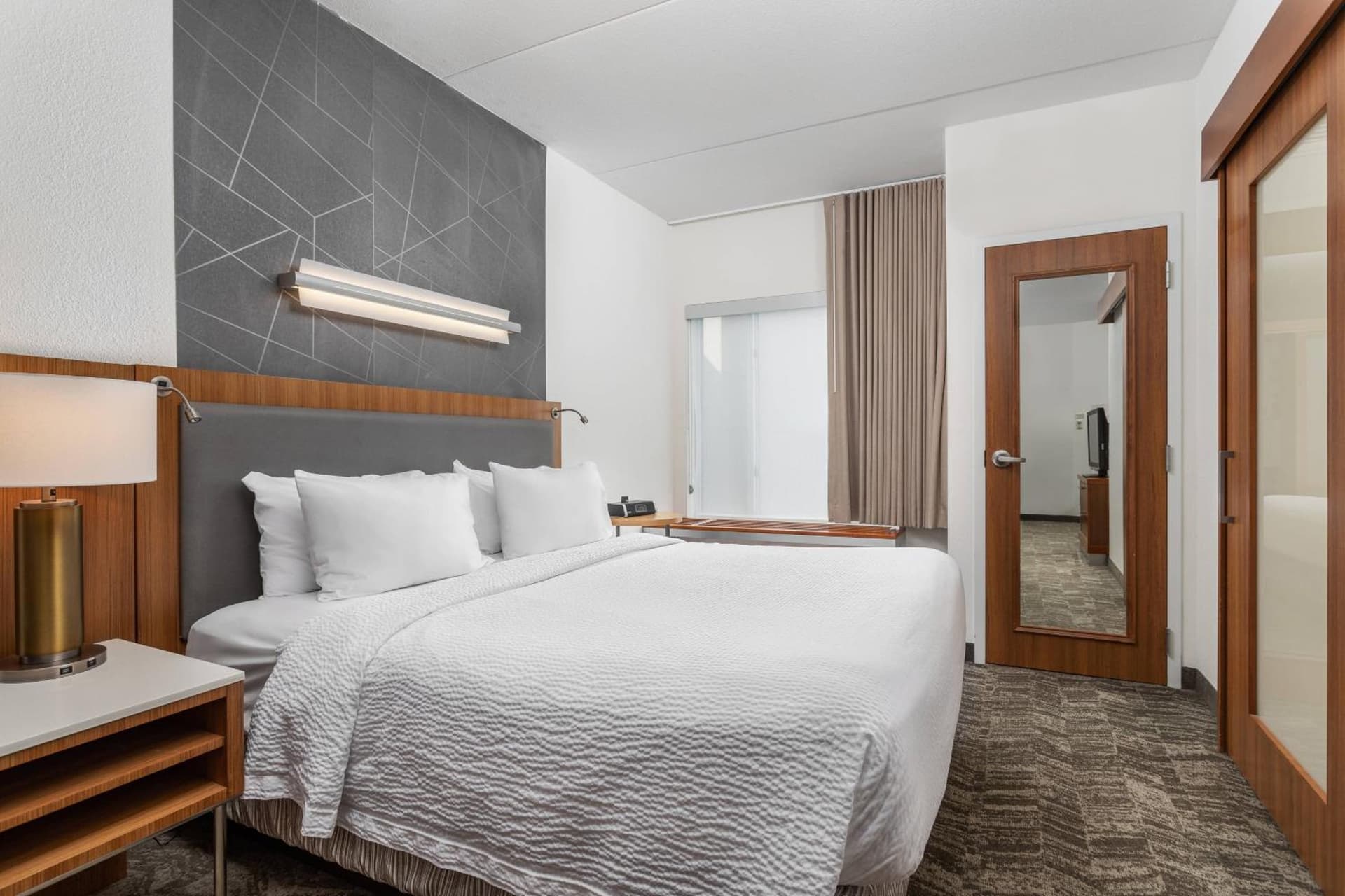 SpringHill Suites by Marriott Downtown Chattanooga/Cameron Harbor gallery photo in Chattanooga, TN — image 16