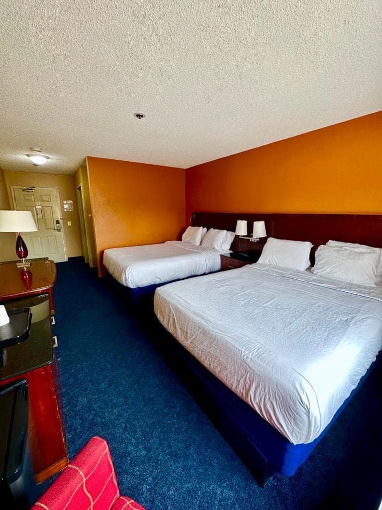 Islander Inn gallery photo in Put-in-Bay, OH — image 44