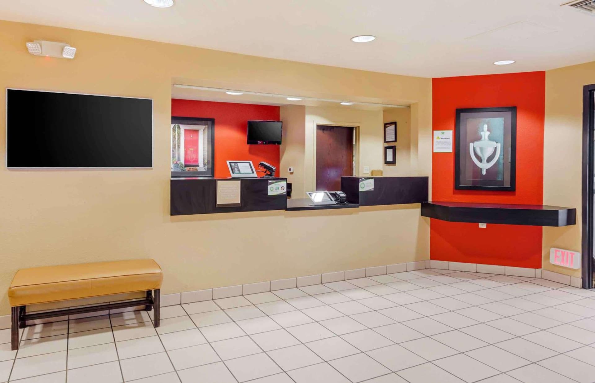 Extended Stay America Suites - Orange County - Huntington Beach gallery photo in Huntington Beach, CA — image 28