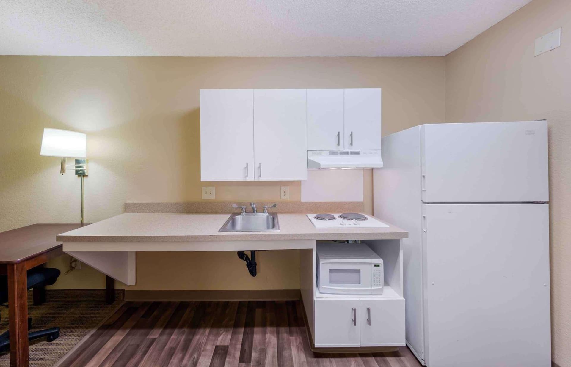 Extended Stay America Suites - Orange County - Huntington Beach gallery photo in Huntington Beach, CA — image 33