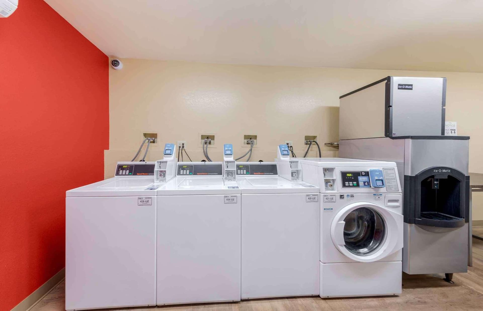 Extended Stay America Suites - Orange County - Huntington Beach gallery photo in Huntington Beach, CA — image 47