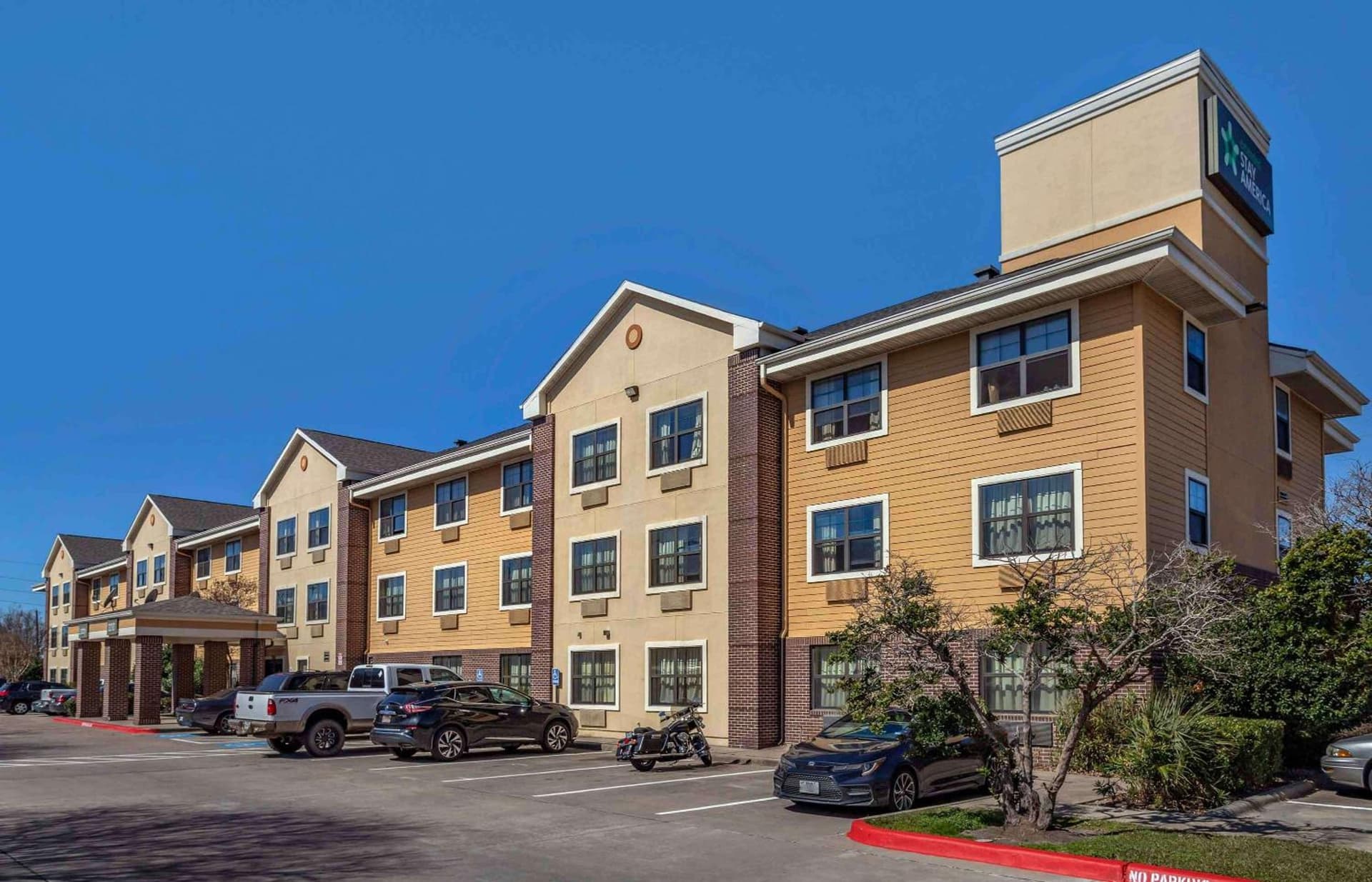 Extended Stay America Suites - Houston - Westchase - Richmond featured exterior or lobby in Houston, TX — similar hotel