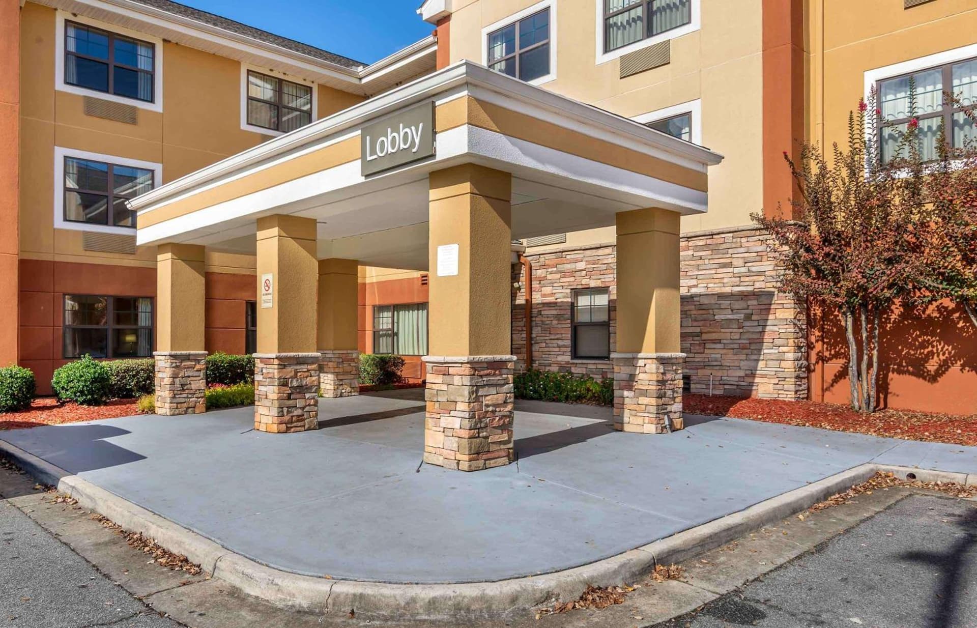 Suburban Studios Columbus Fort Benning Area featured exterior or lobby in Columbus, GA — similar hotel