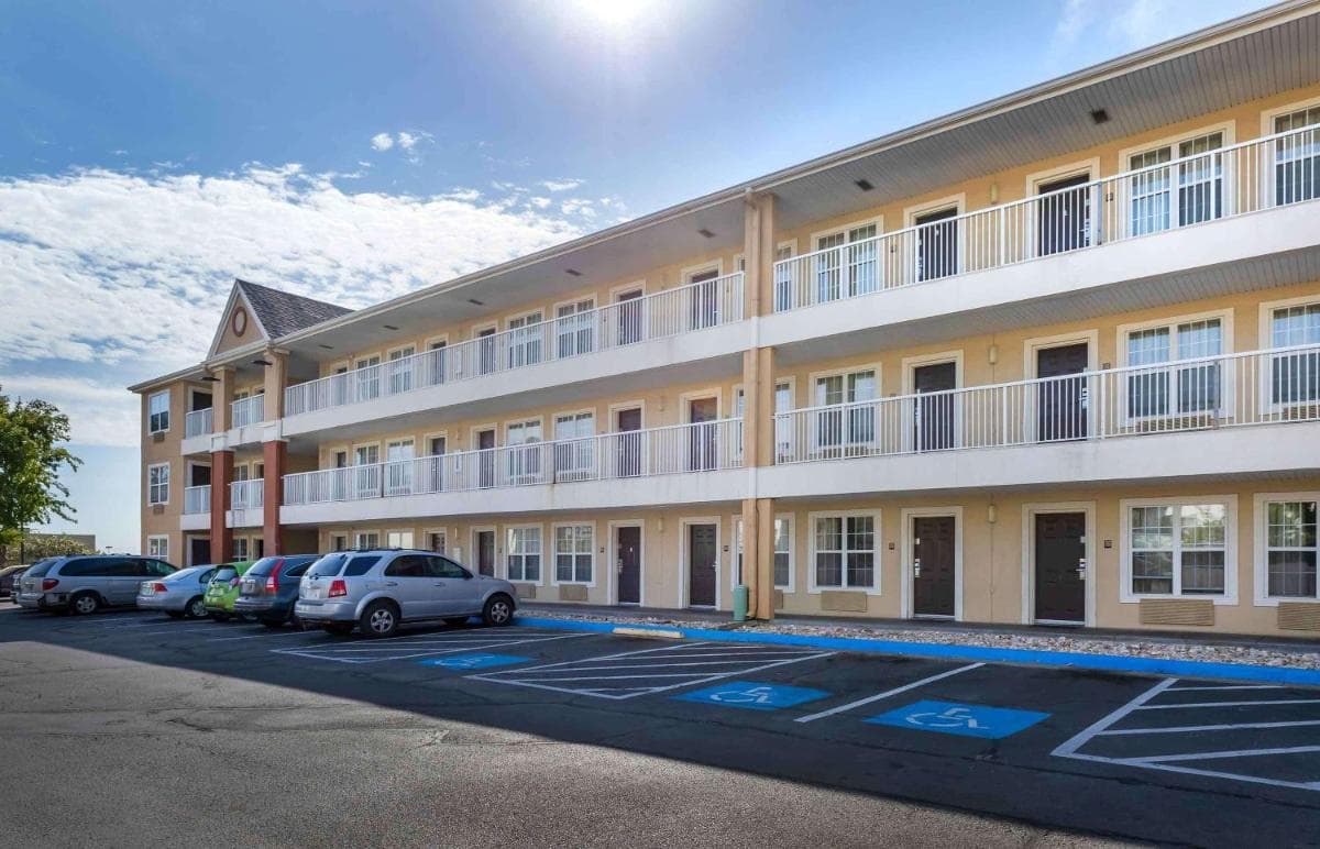 Extended Stay America Suites - Tulsa - Central property views in Tulsa, OK — gallery photo 3