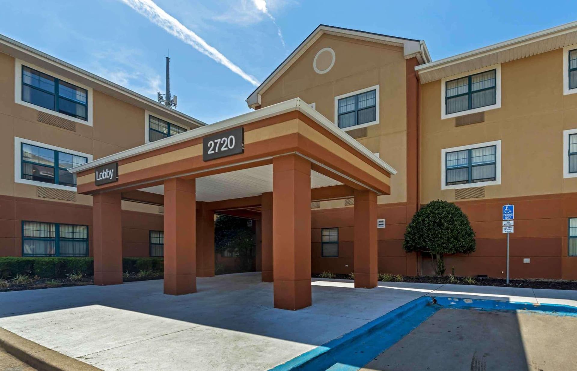Extended Stay America Suites - Oklahoma City - NW Expressway interior in Oklahoma City, OK — gallery photo 2